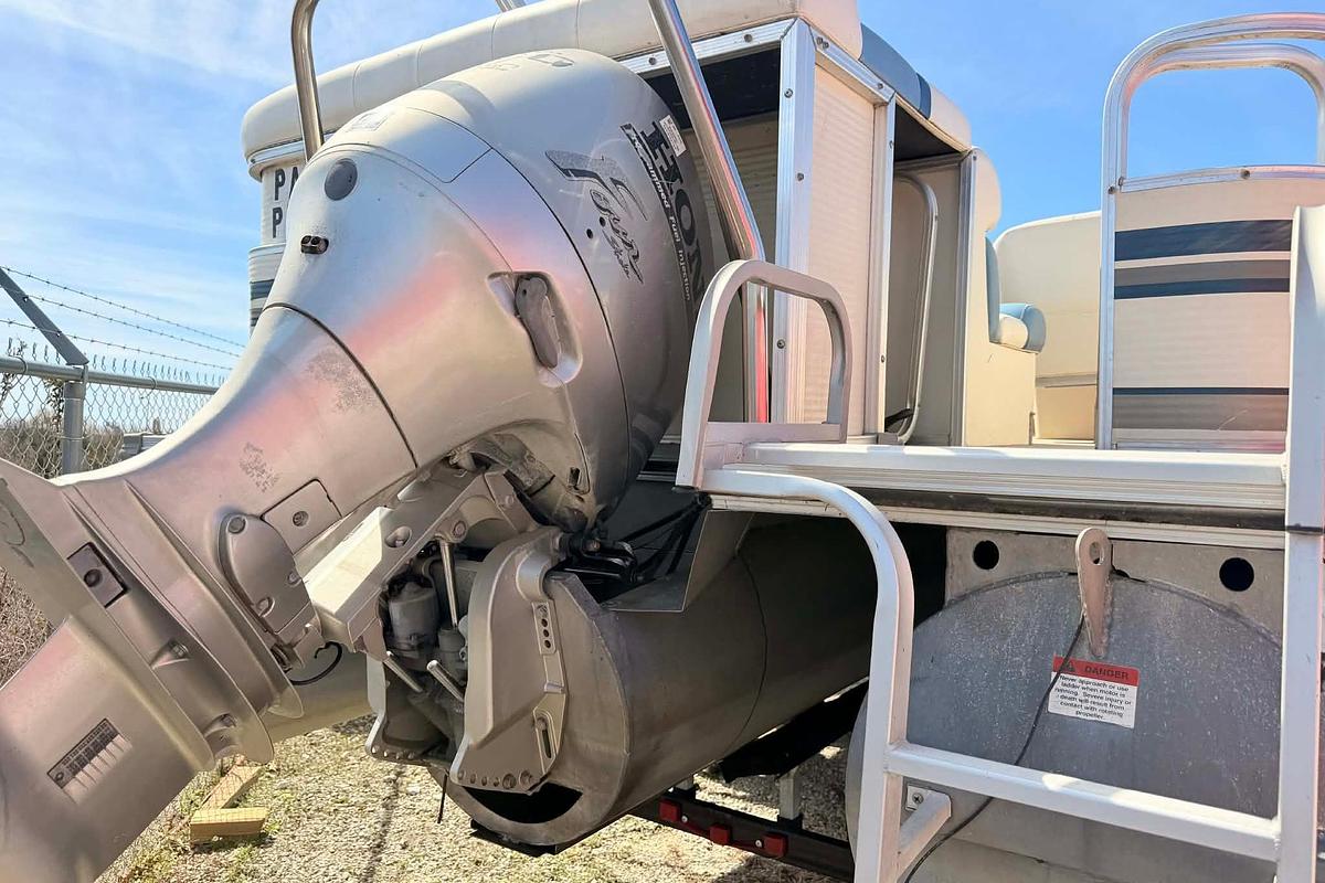 Used 2004 Lowe Jamaica 250