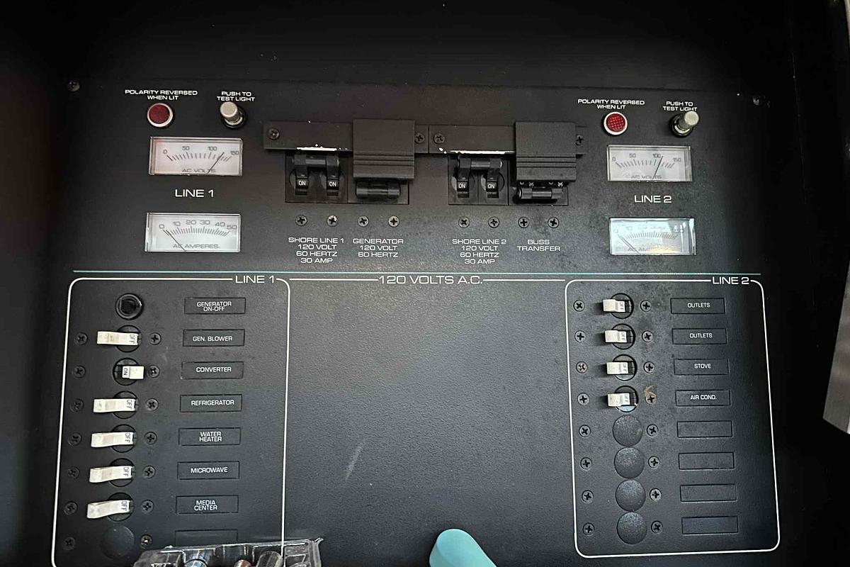 Used 1993 Mainship Mediterranean 39