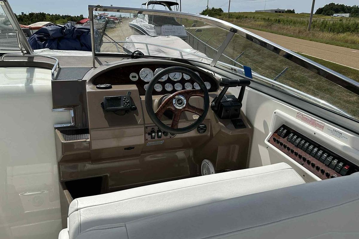 Used 2005 Regal 3350 Sport Cruiser