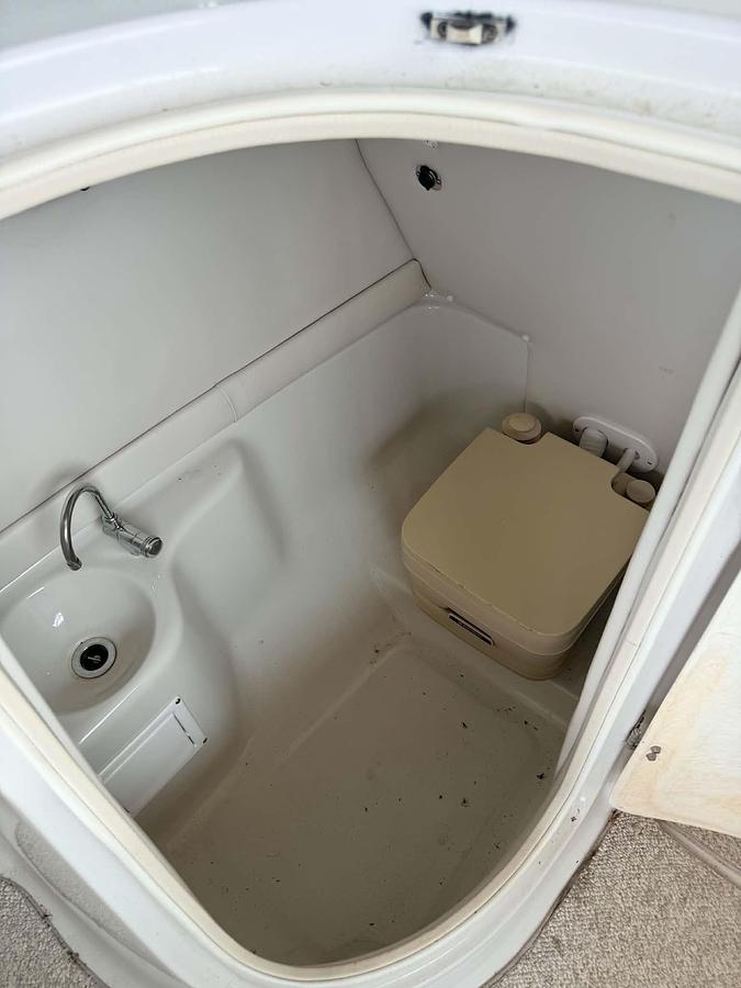 Used 2009 Crownline 270 Bow Rider
