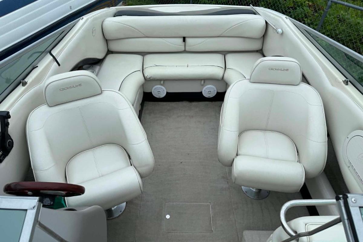 Used 1999 Crownline 266 BR