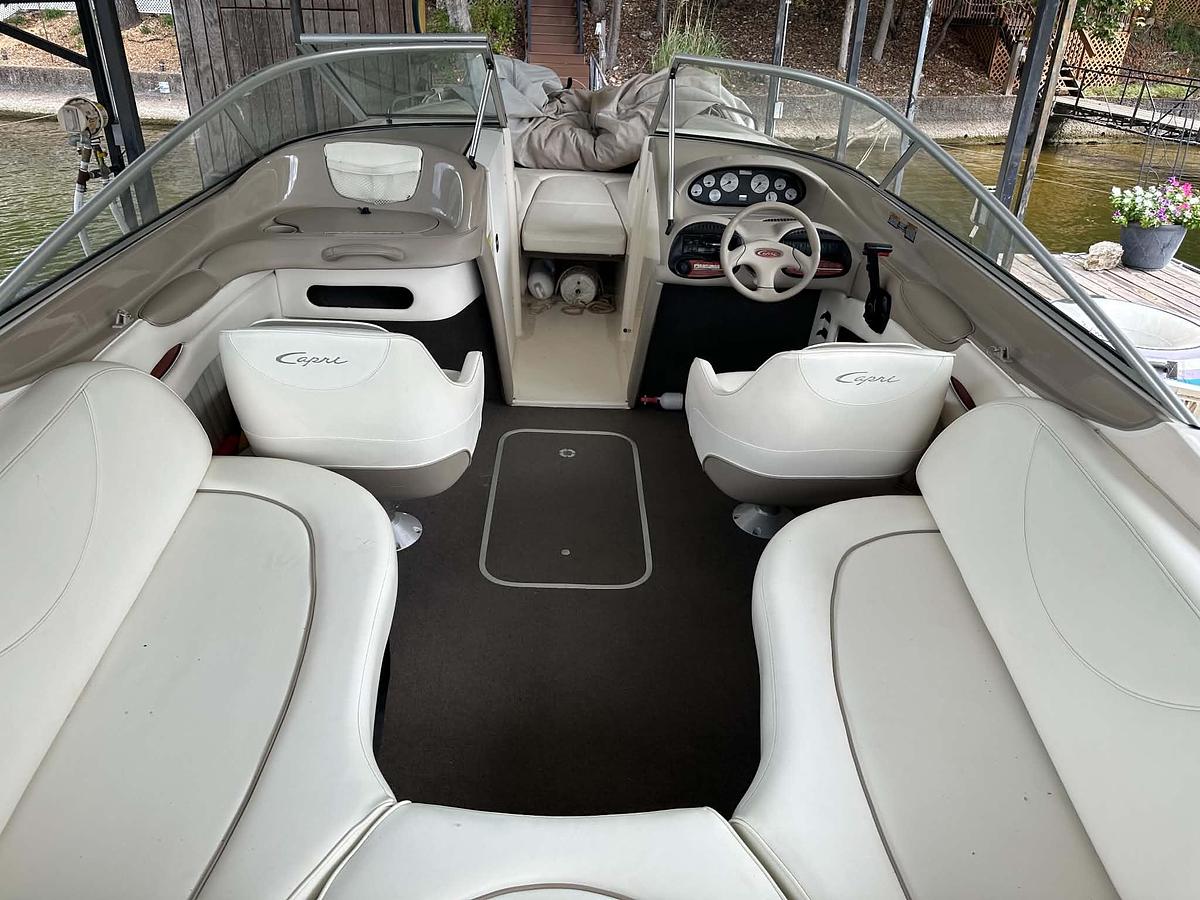 Used 1999 Bayliner 2350 Capri
