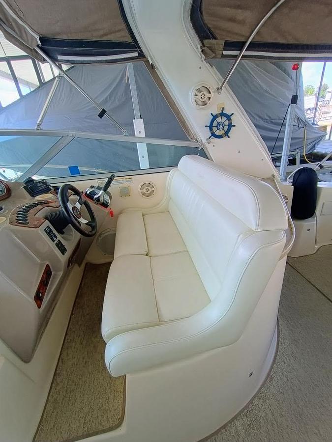 Used 2005 Rinker 342 Fiesta Vee