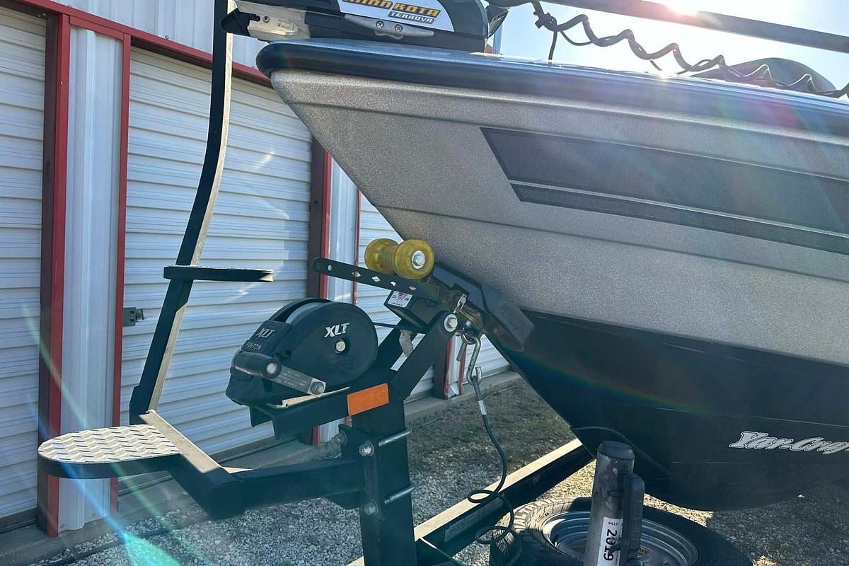 Used 2018 Yar-Craft 219TFX