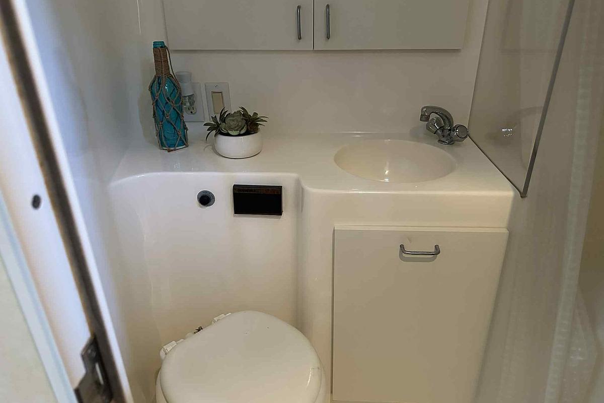 Used 1993 Mainship Mediterranean 39