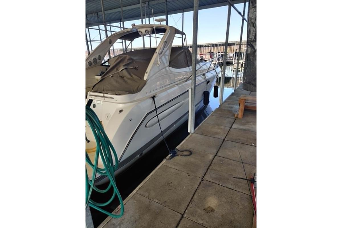 Used 2001 Maxum 3300 SCR