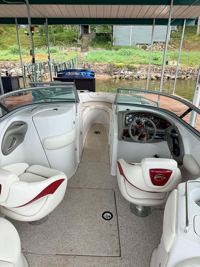 Used 2009 Crownline 270 Bow Rider
