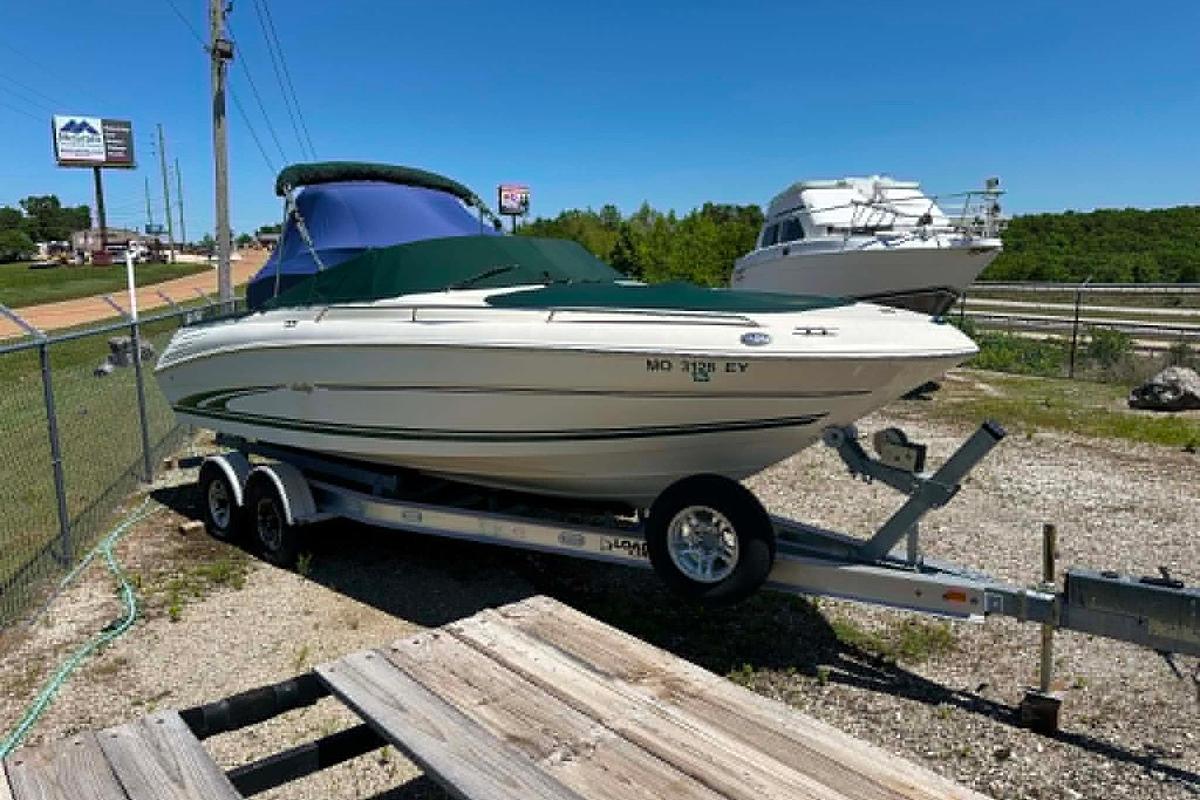 Used 2001 Sea Ray 260 Bow Rider