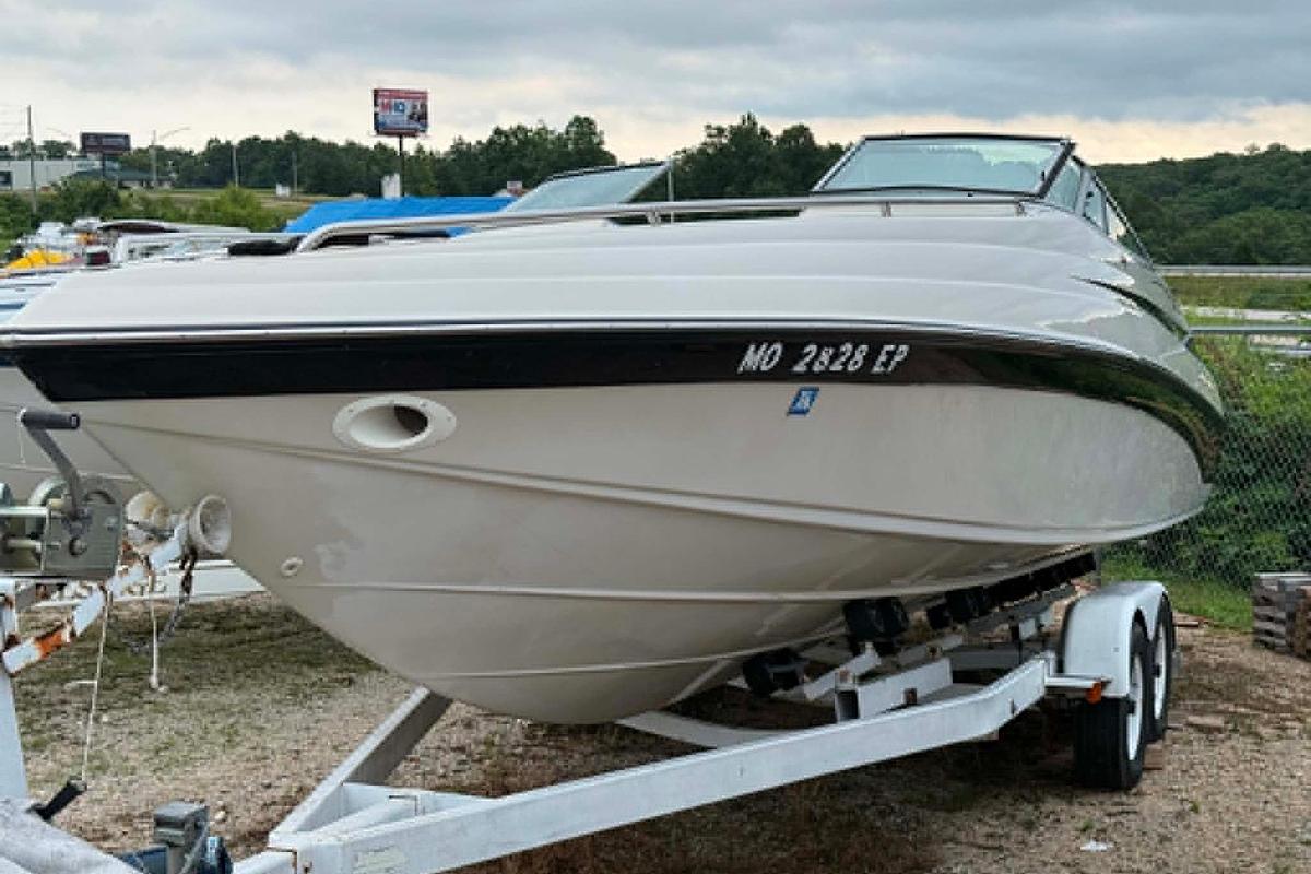 Used 1999 Crownline 266 BR