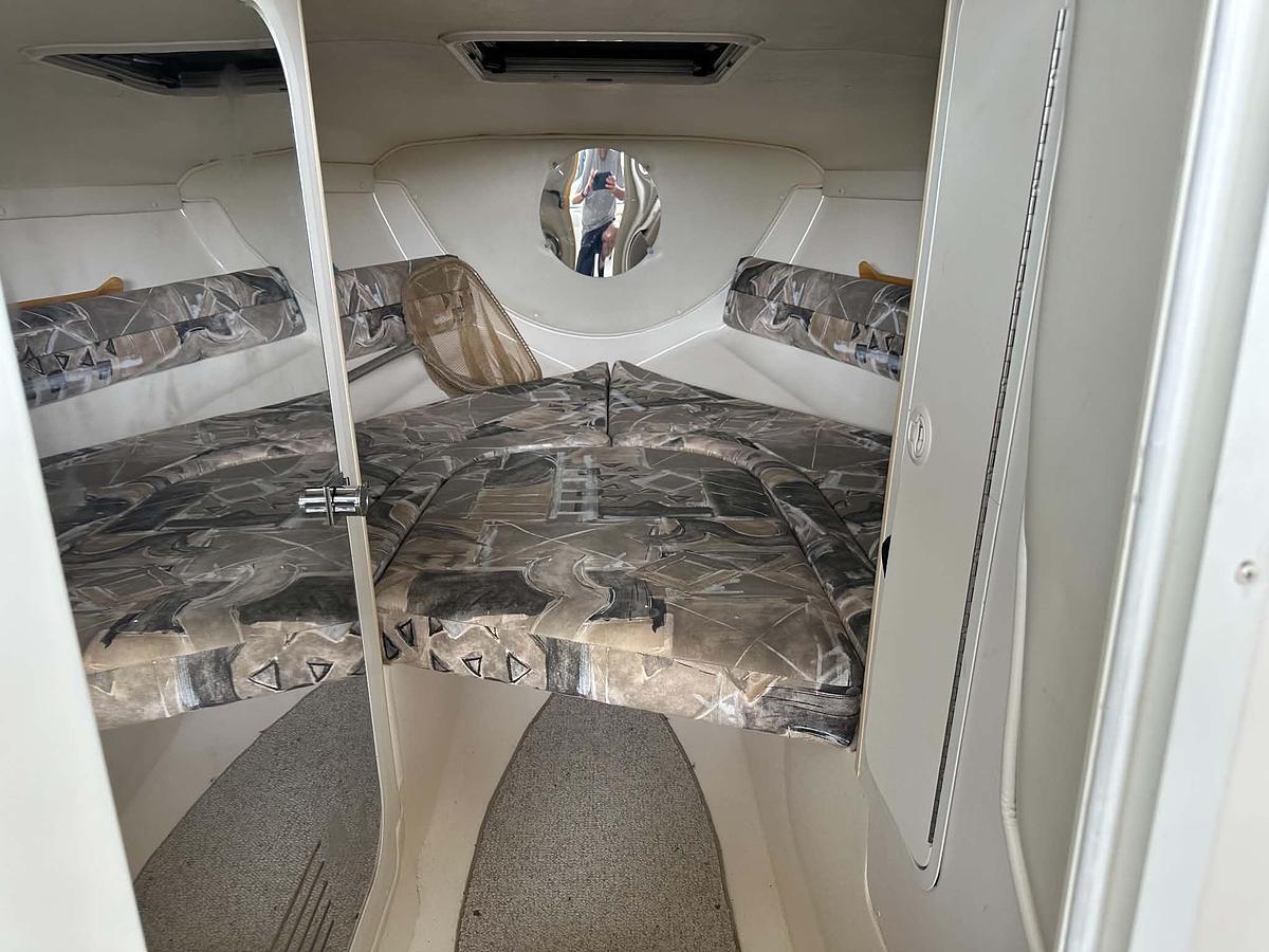 Used 1999 Rinker 272 Captiva Cuddy