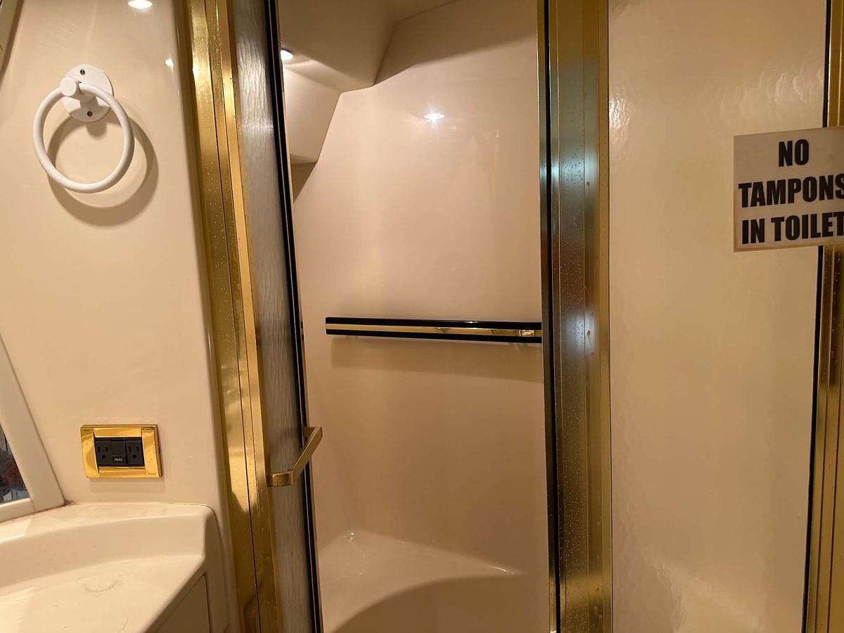 Used 1998 Sea Ray 630 Super Sun Sport
