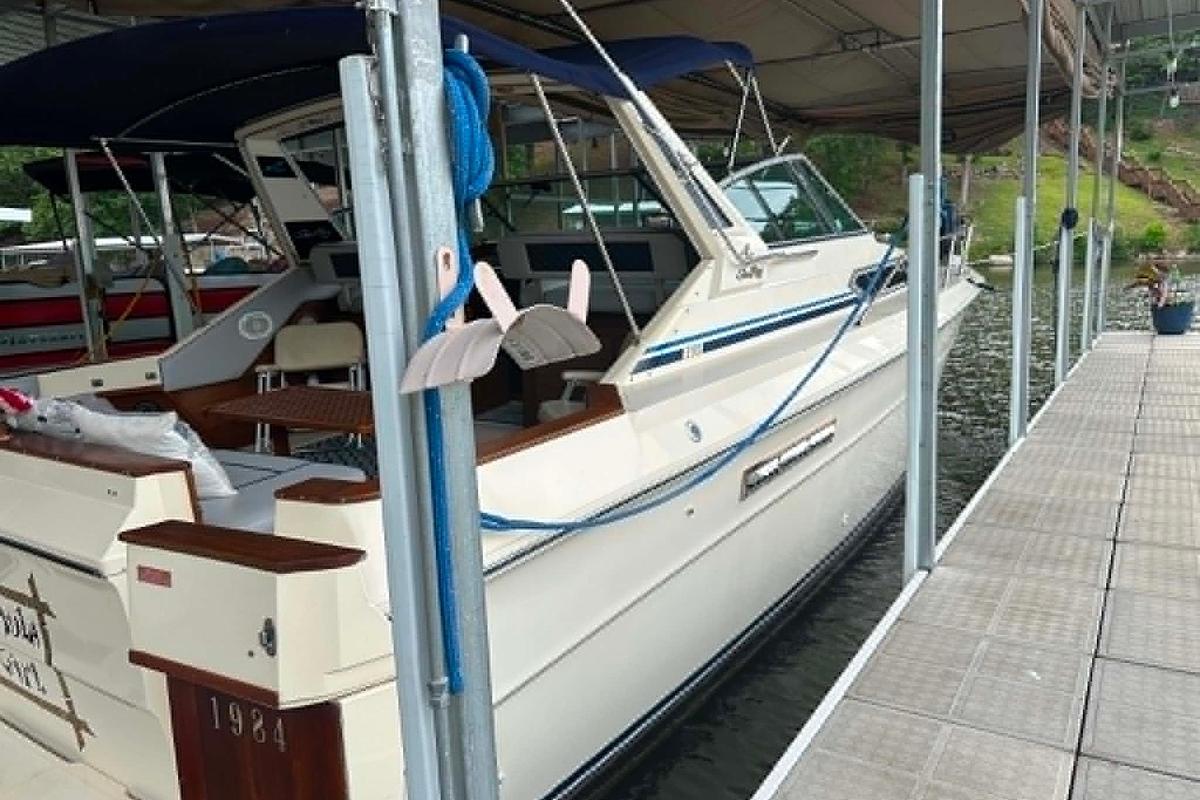 Used 1988 Sea Ray 390 Express Cruiser