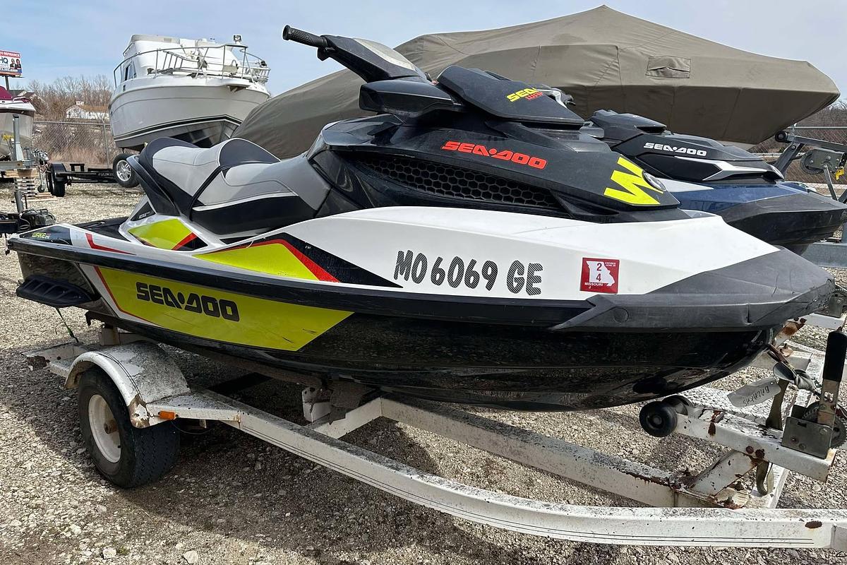 Used 2015 Sea-Doo Wake Pro 215