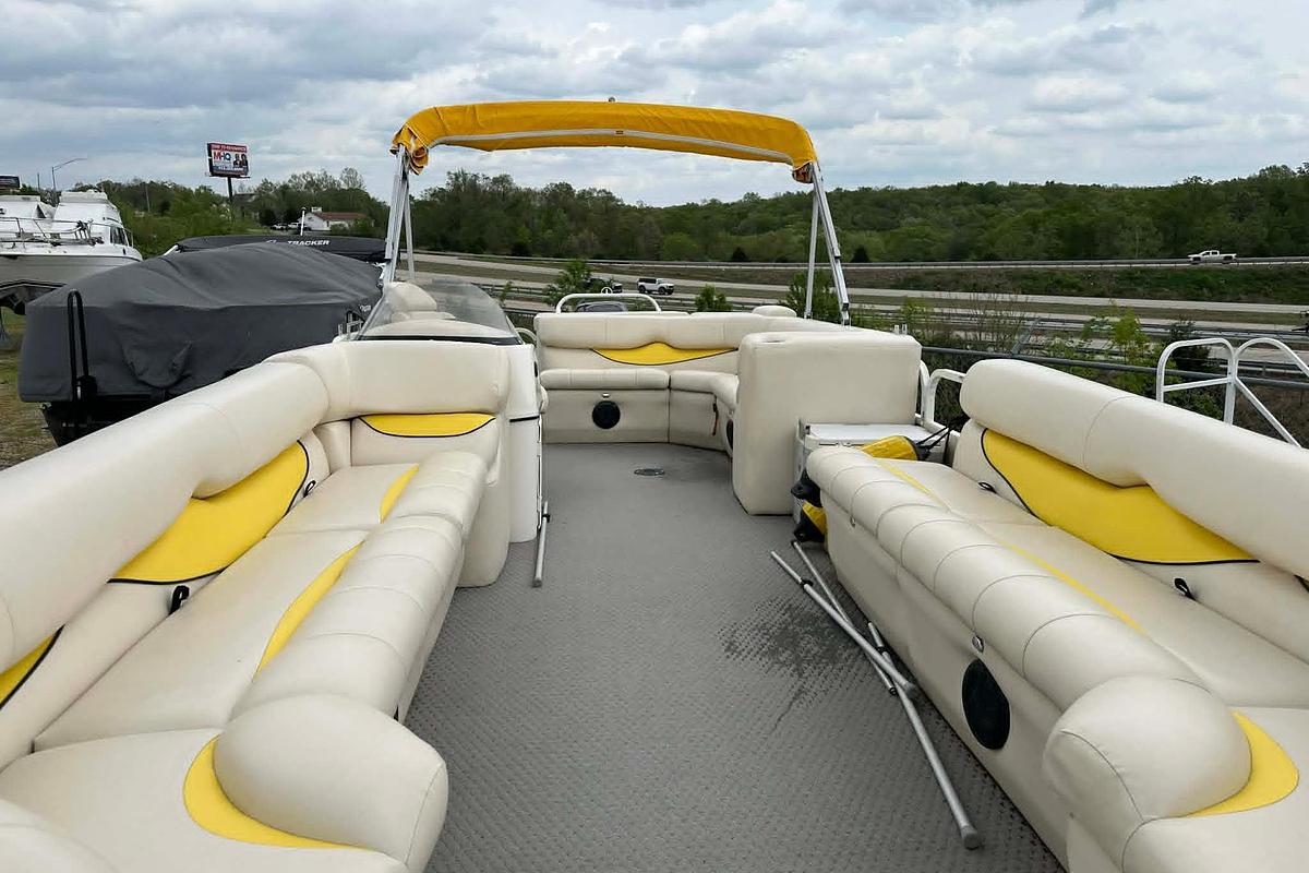 Used 2011 Bentley Pontoons 250/253 Elite Admiral