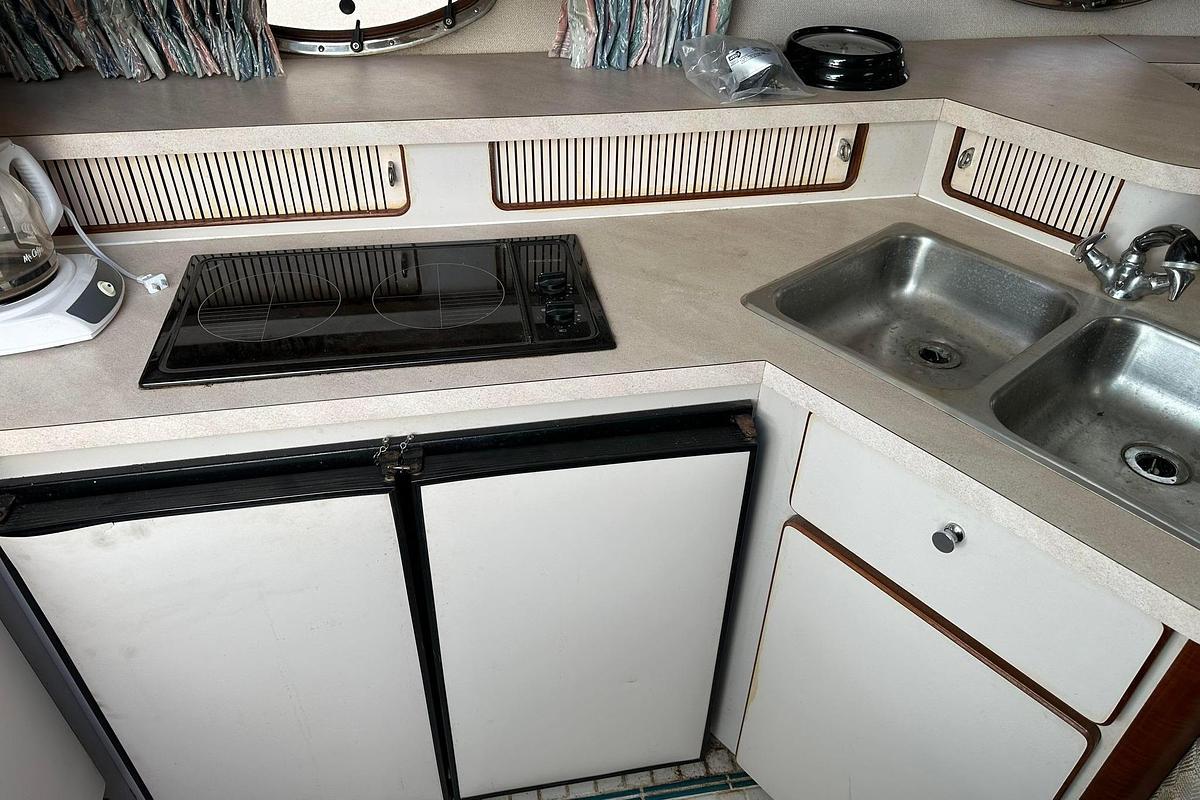 Used 1992 Regal Commodore 400