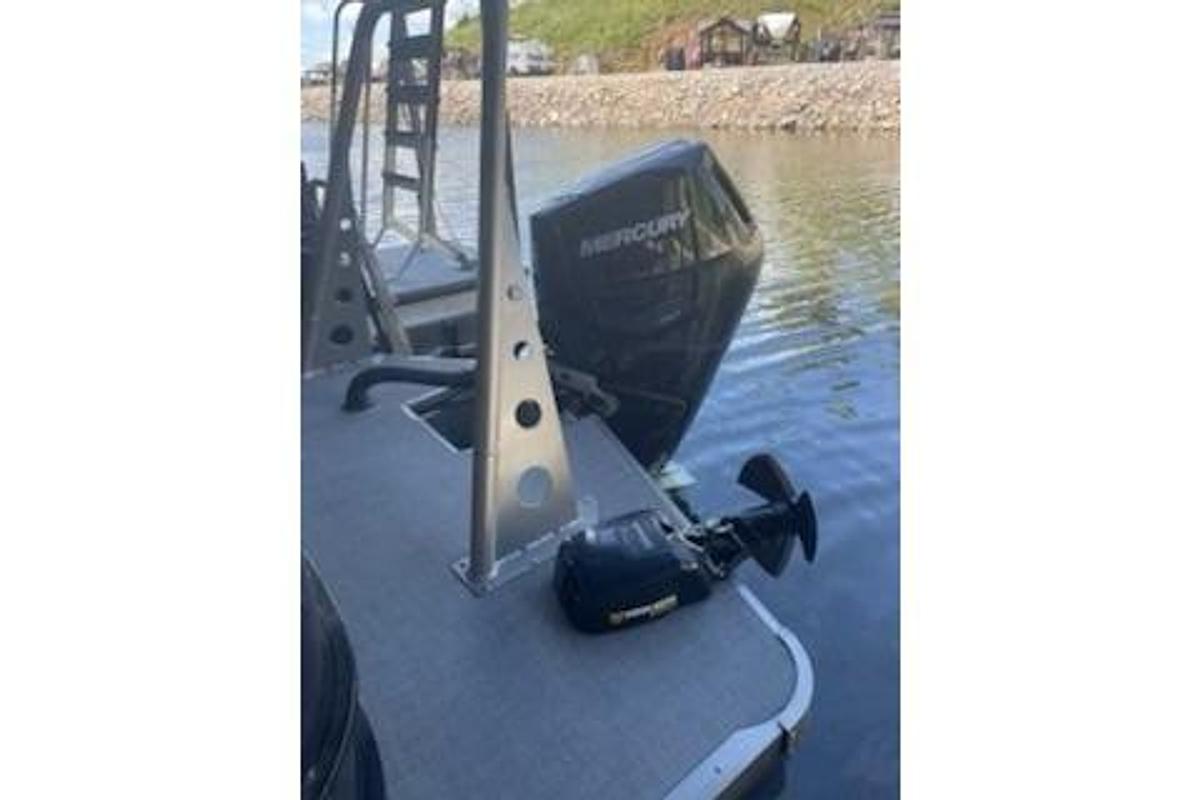 Used 2023 PlayCraft 27 Infinity
