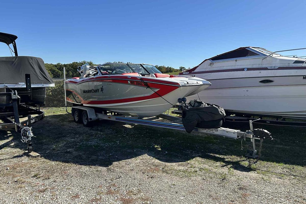 Used 2016 MasterCraft X23