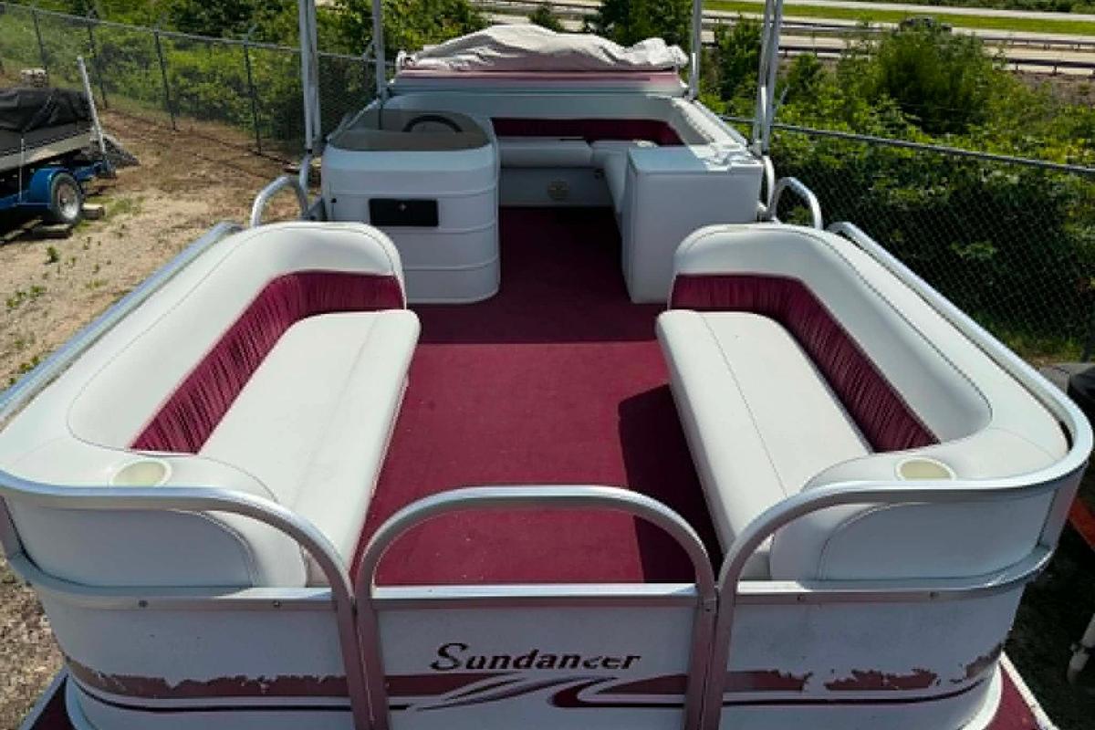 Used 1999 Sundancer Pontoons 26 D Legend