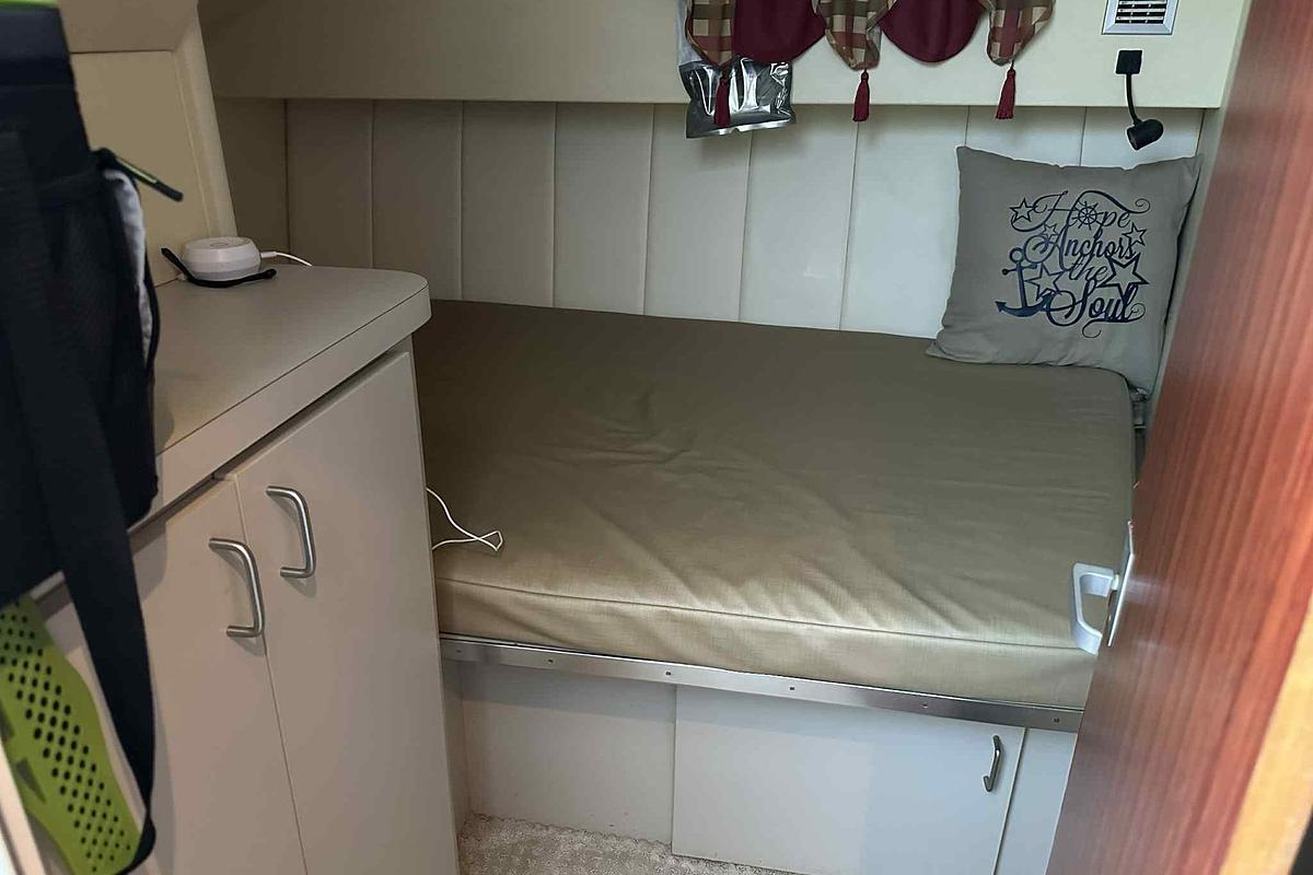 Used 1993 Mainship Mediterranean 39