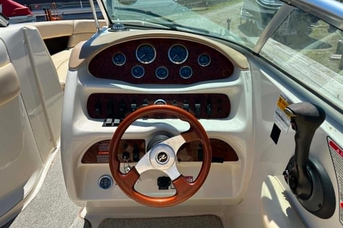 Used 2001 Sea Ray 260 Bow Rider