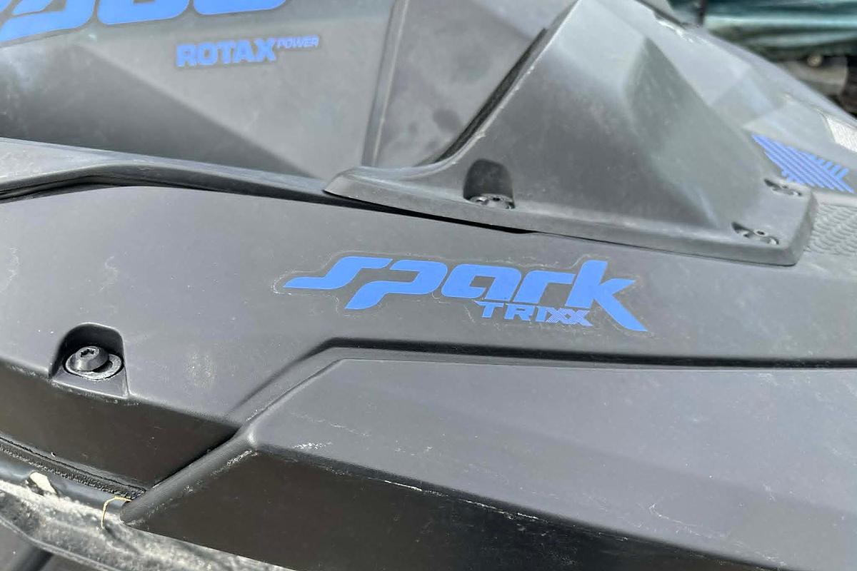 Used 2022 Sea-Doo Spark Trixx 2up