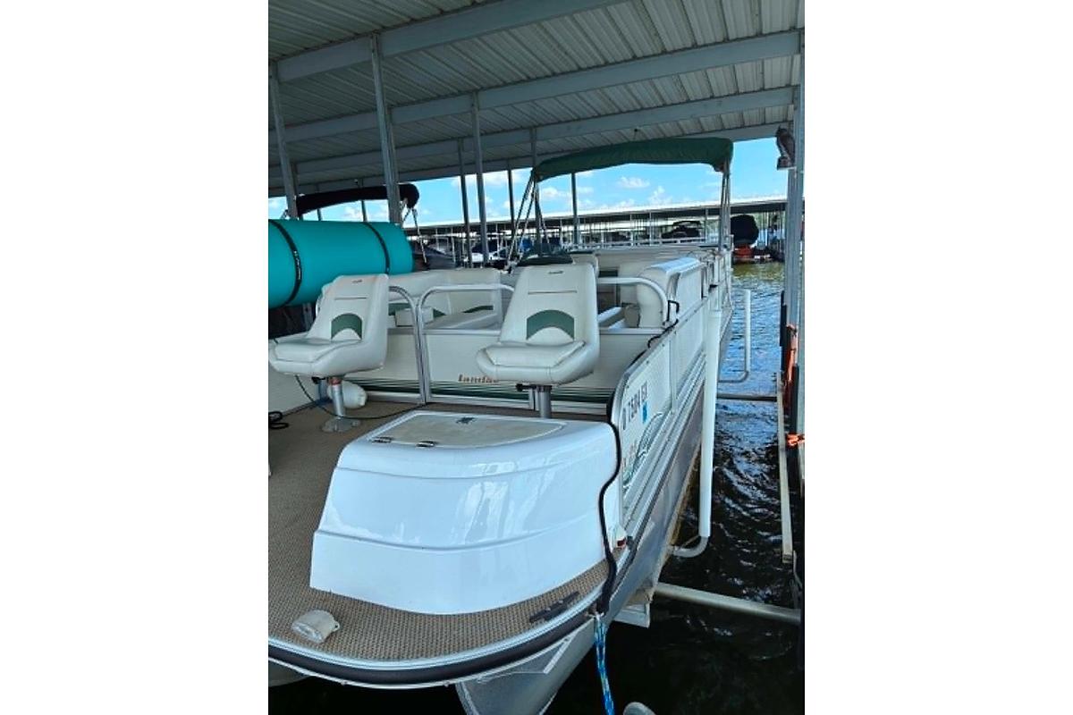Used 2001 Landau DX 24