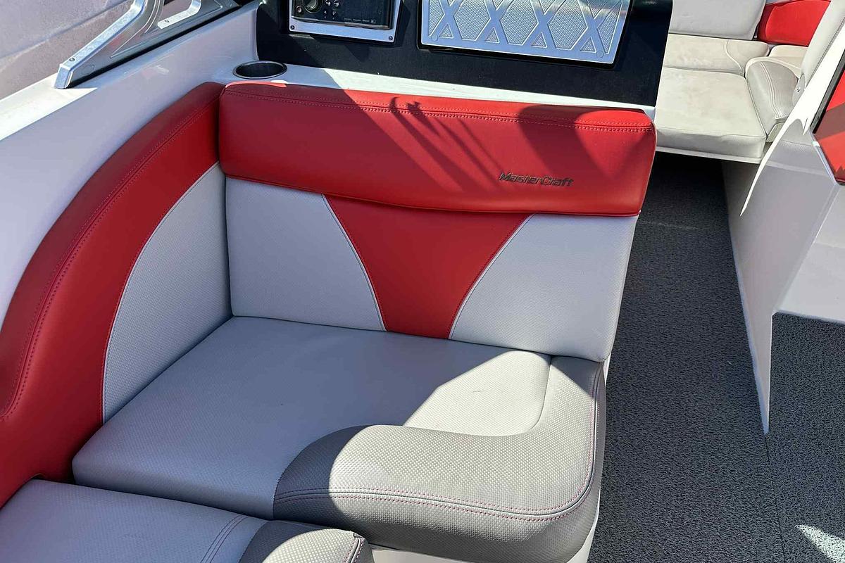Used 2016 MasterCraft X23
