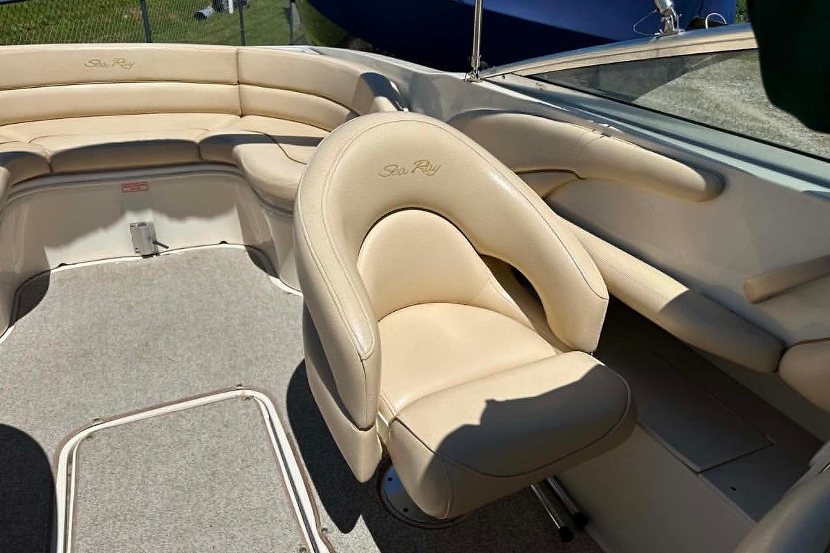 Used 2001 Sea Ray 260 Bow Rider