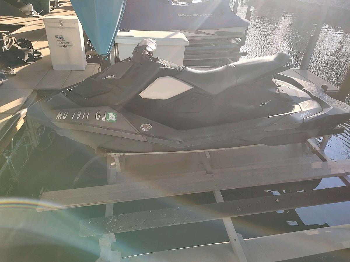 Used 2015 Sea-Doo Spark 2up