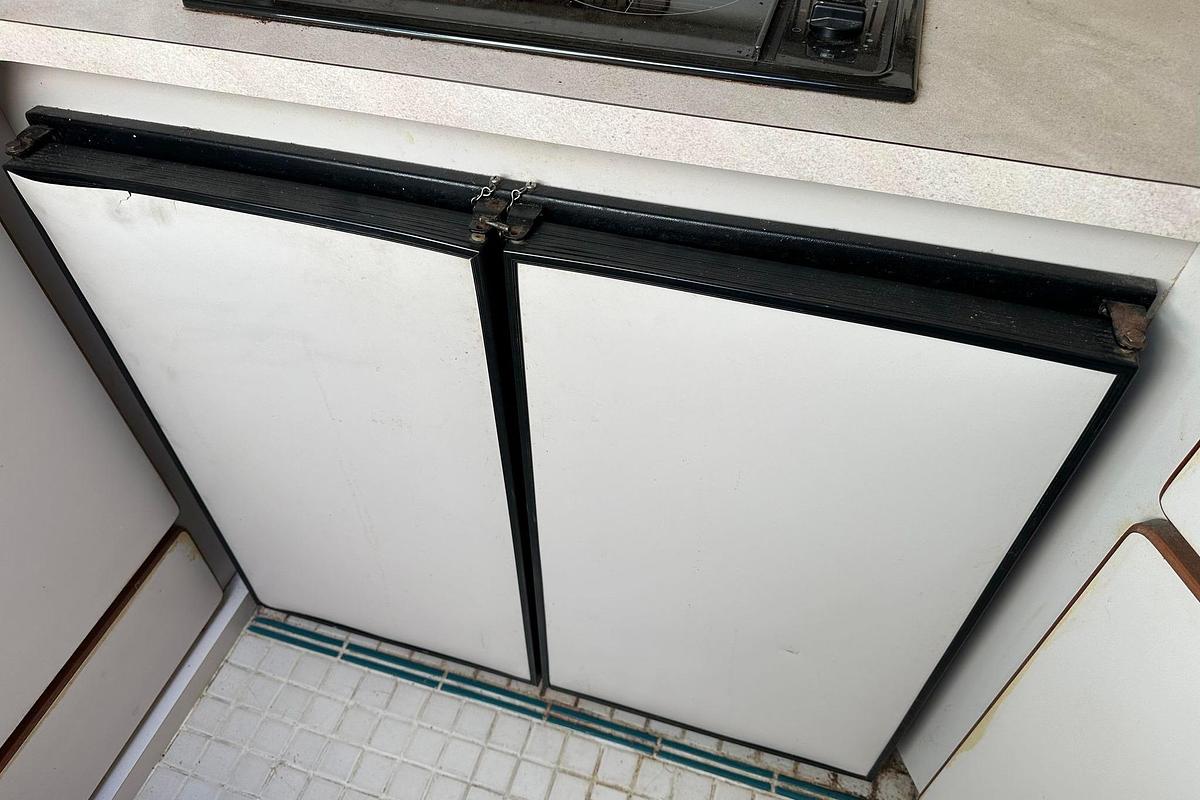 Used 1992 Regal Commodore 400