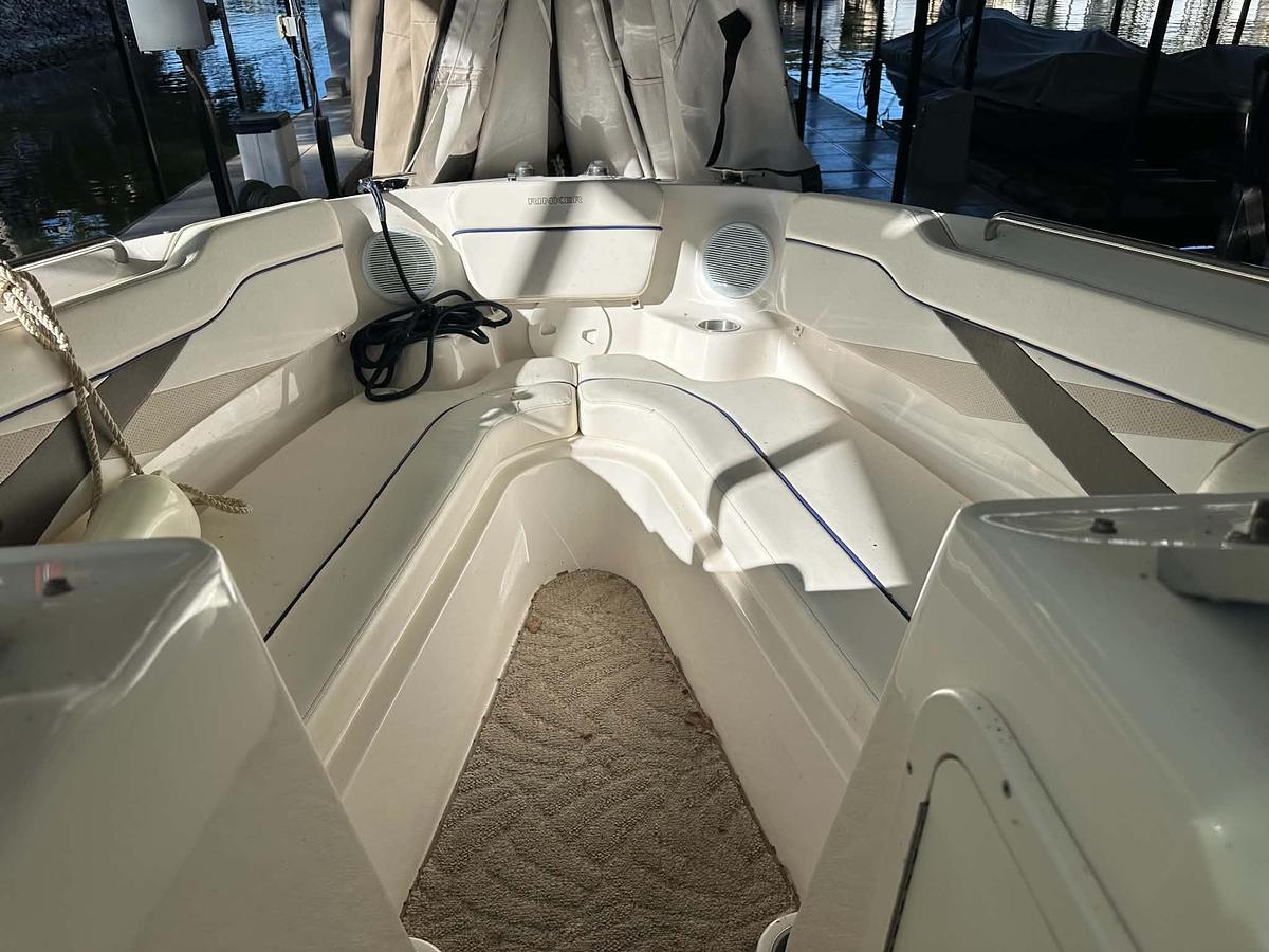 Used 2006 Rinker 282 Captiva