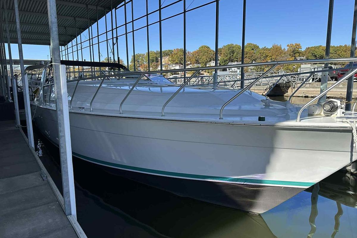 Used 1993 Mainship Mediterranean 39