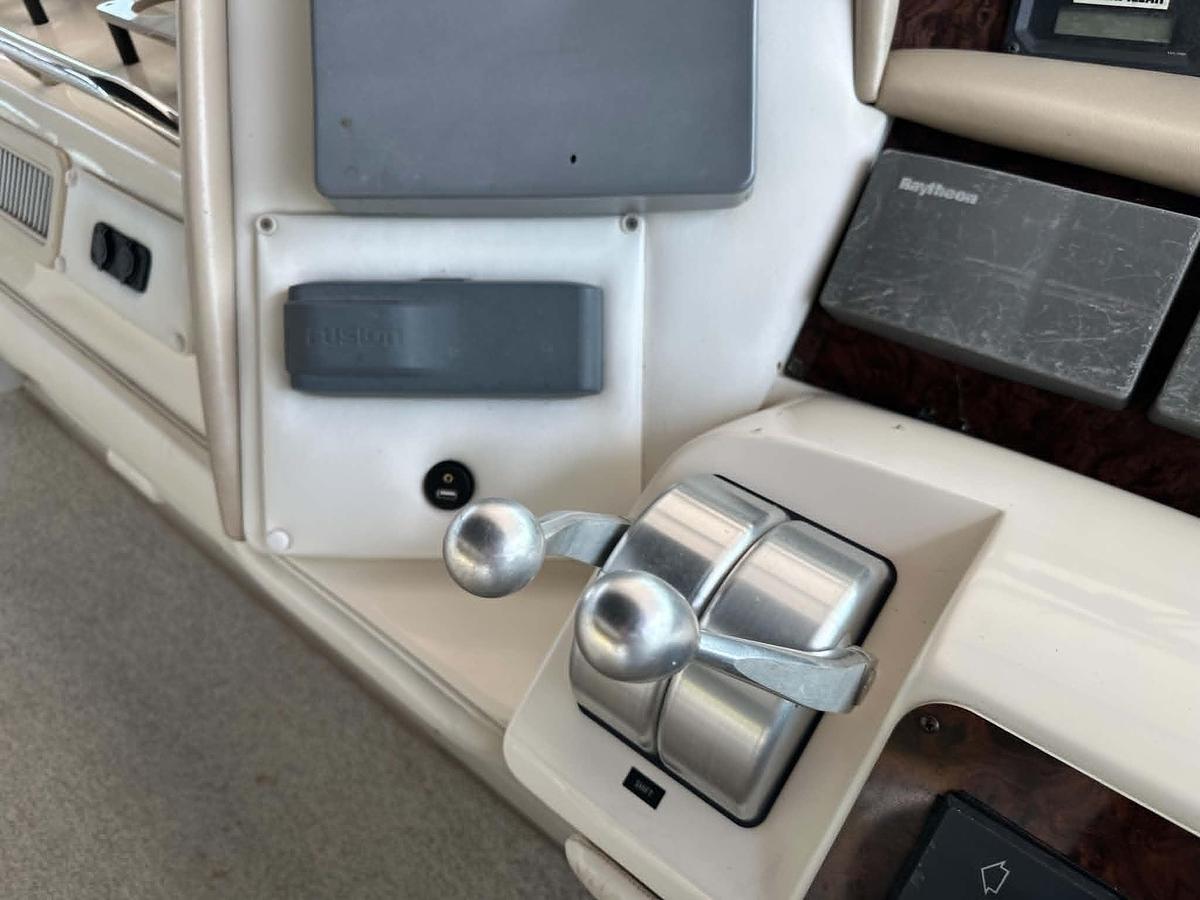 Used 1998 Sea Ray 630 Super Sun Sport