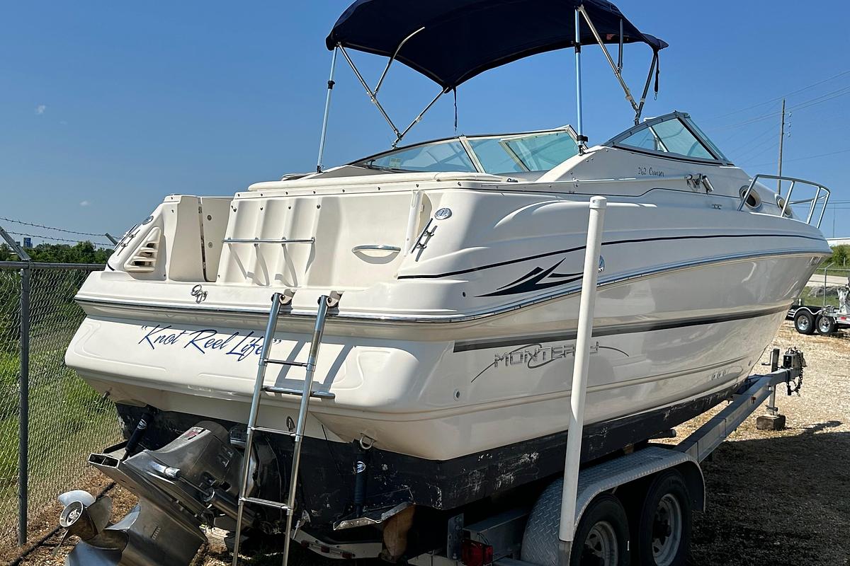 Used 1999 Monterey 262 Cruiser