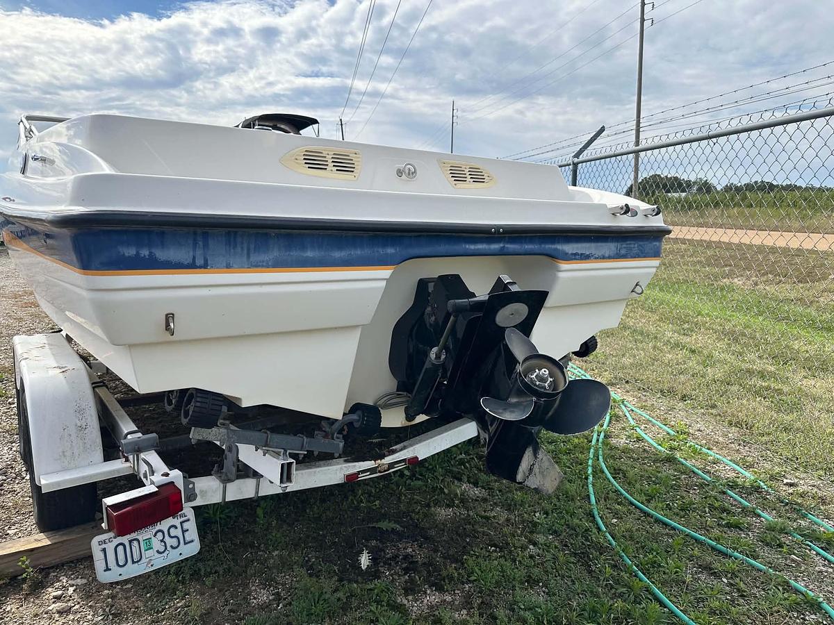 Used 2004 Bayliner 225 BR
