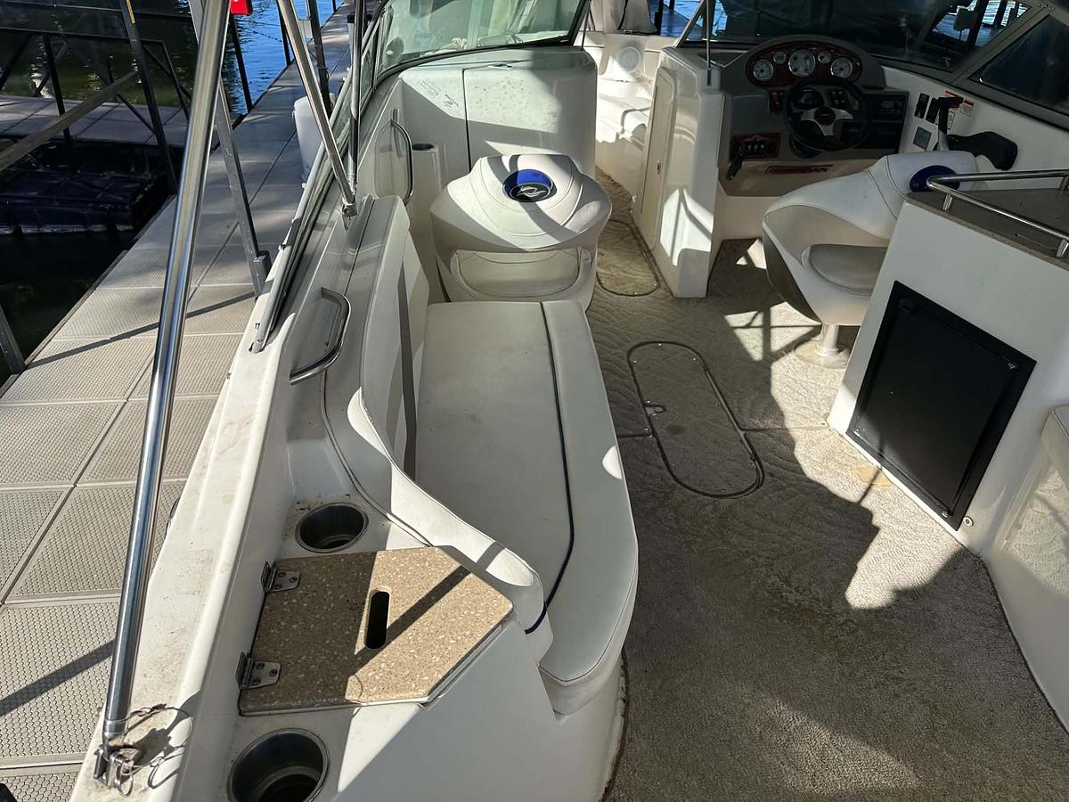 Used 2006 Rinker 282 Captiva
