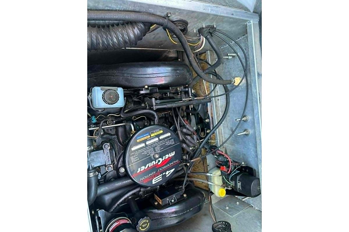 Used 1999 PlayCraft Sport 2400