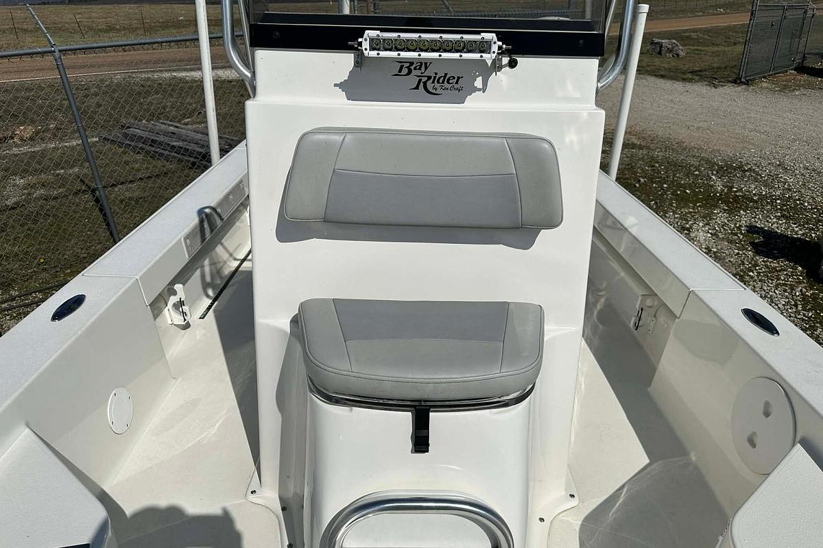 Used 2022 KenCraft Bayrider 219 Bay