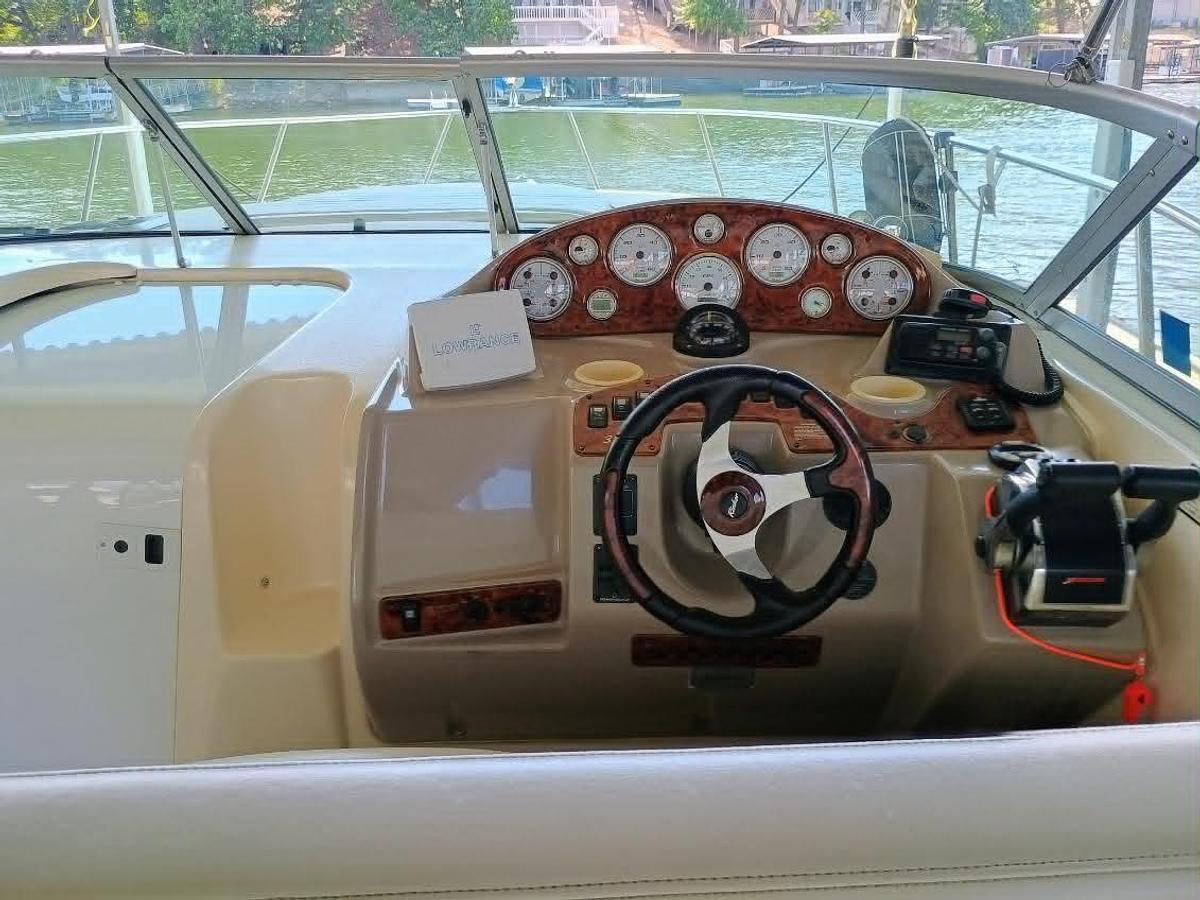 Used 2005 Rinker 342 Fiesta Vee