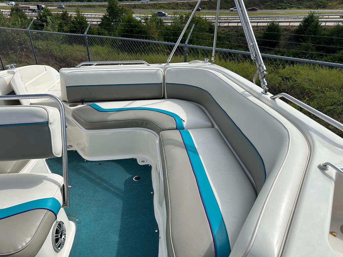 Used 1997 Bayliner 2659 Rendezvous