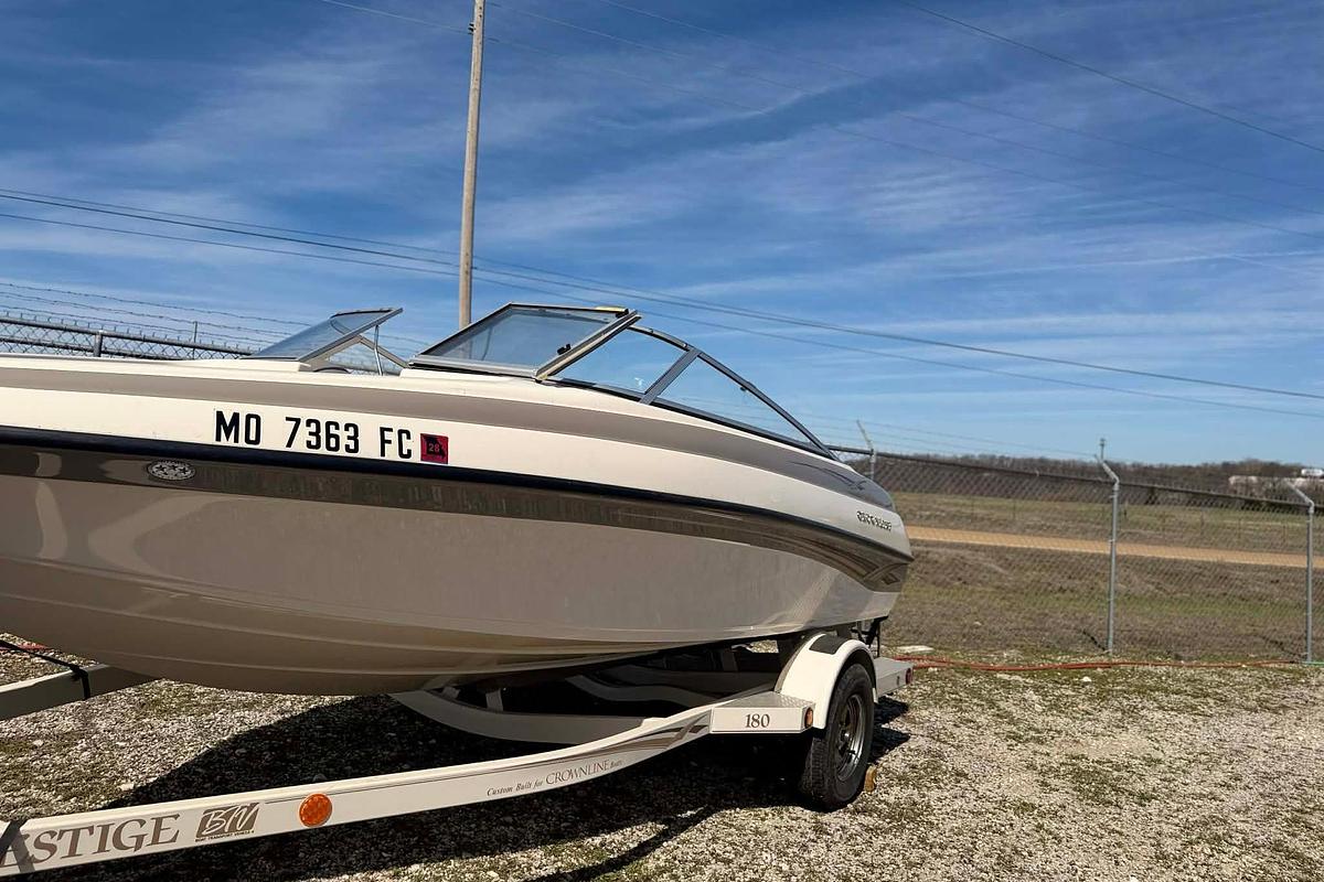 Used 2004 Crownline 180 BR