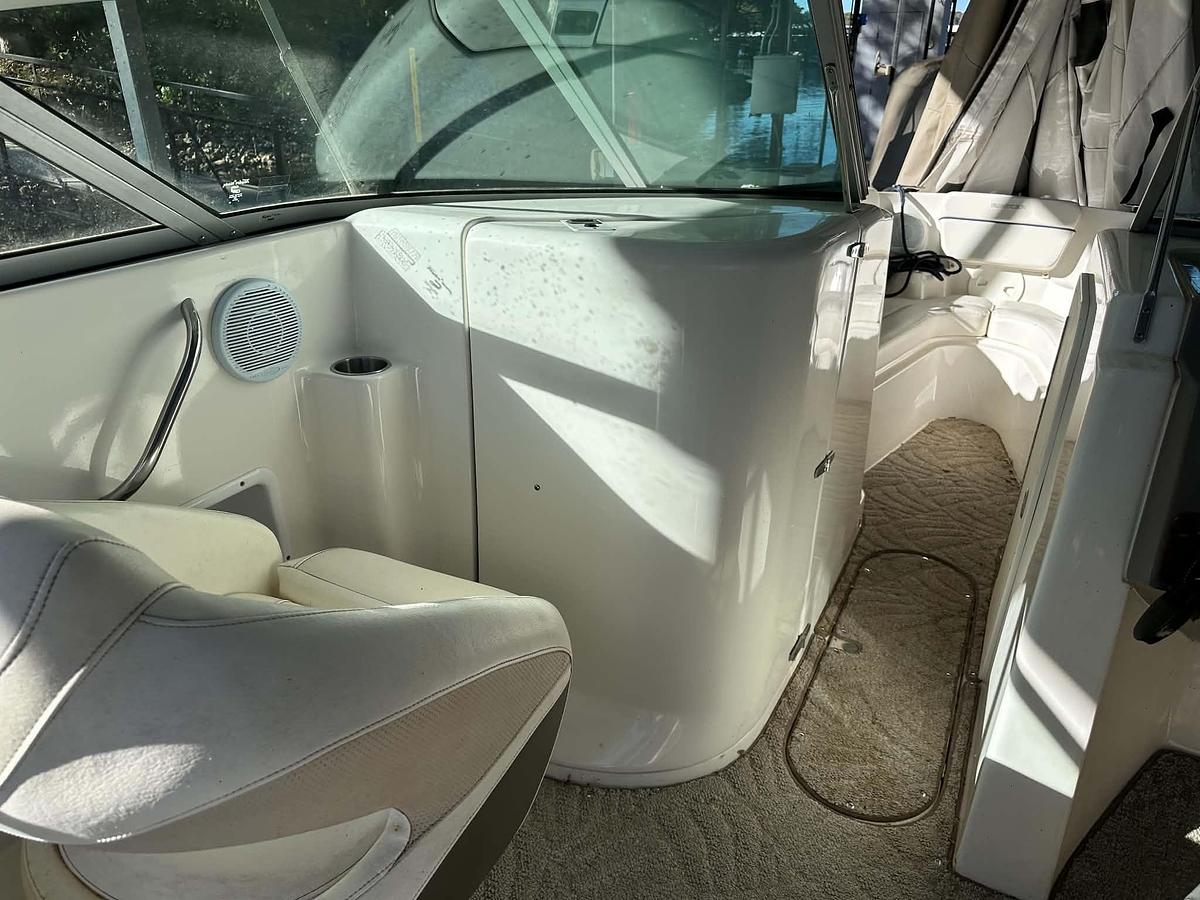 Used 2006 Rinker 282 Captiva