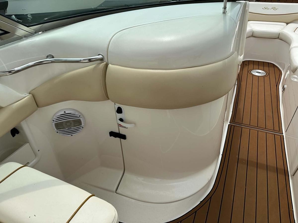 Used 2001 Sea Ray 260 Bow Rider