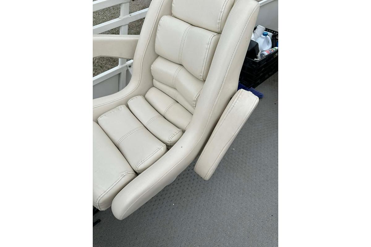 Used 2011 Bentley Pontoons 250/253 Elite Admiral