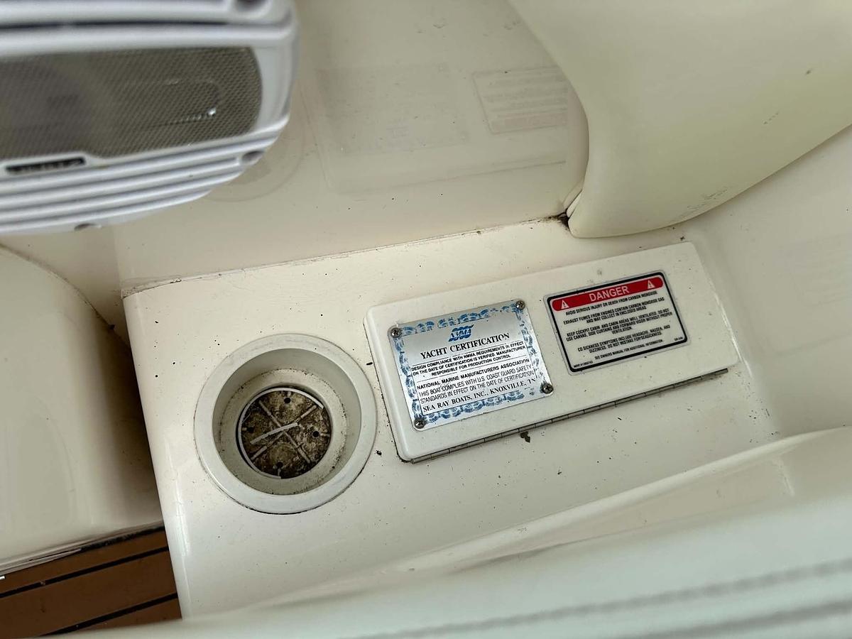 Used 2001 Sea Ray 260 Bow Rider
