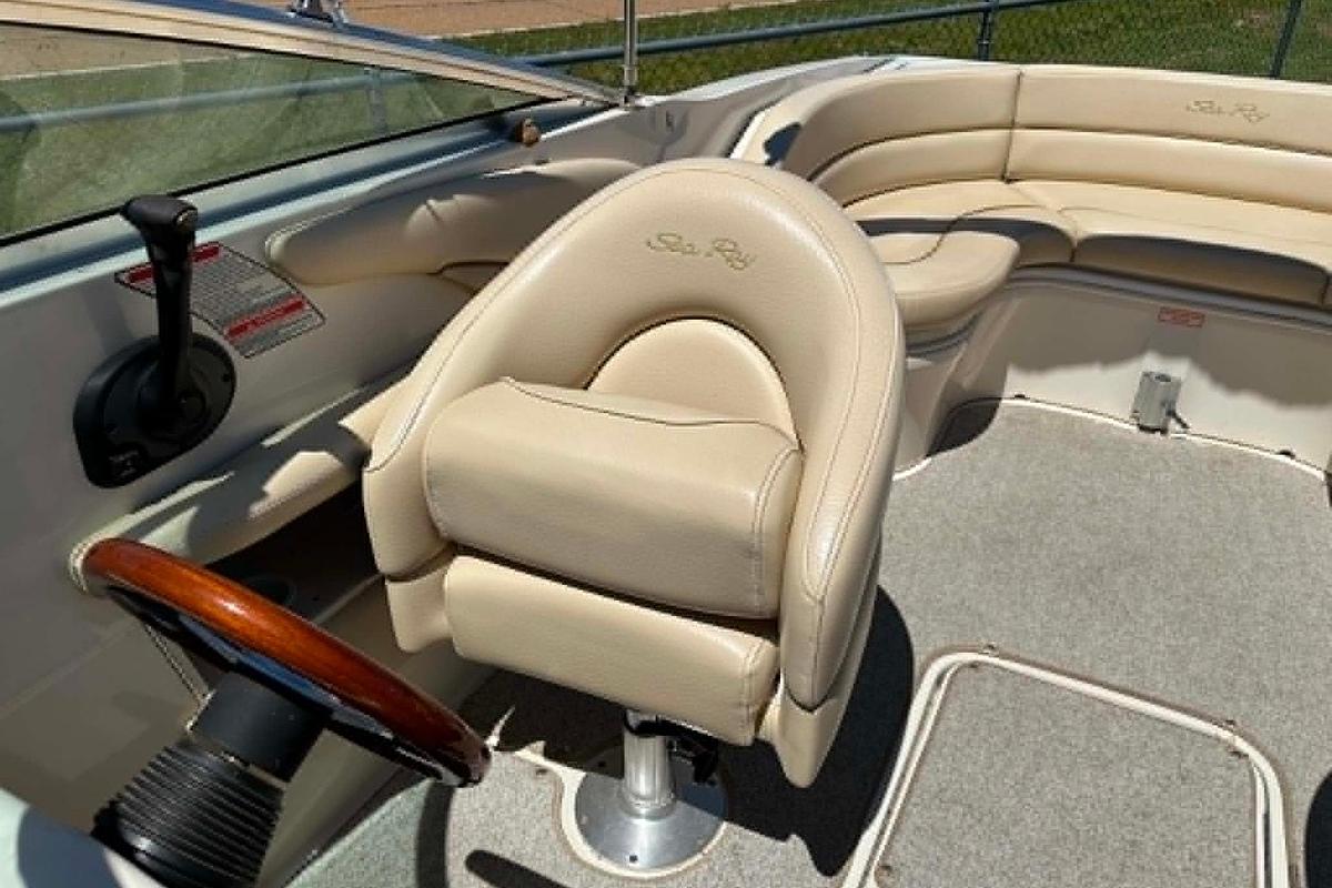 Used 2001 Sea Ray 260 Bow Rider