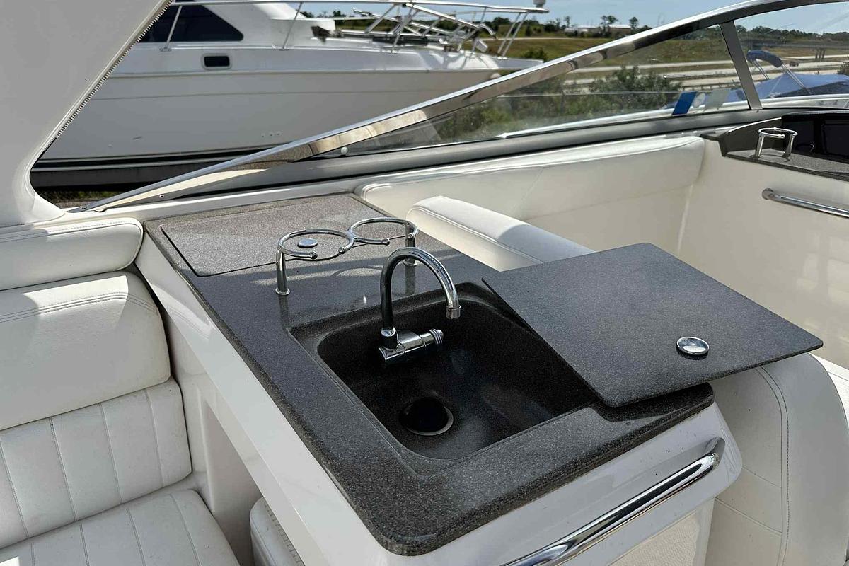 Used 2005 Regal 3350 Sport Cruiser