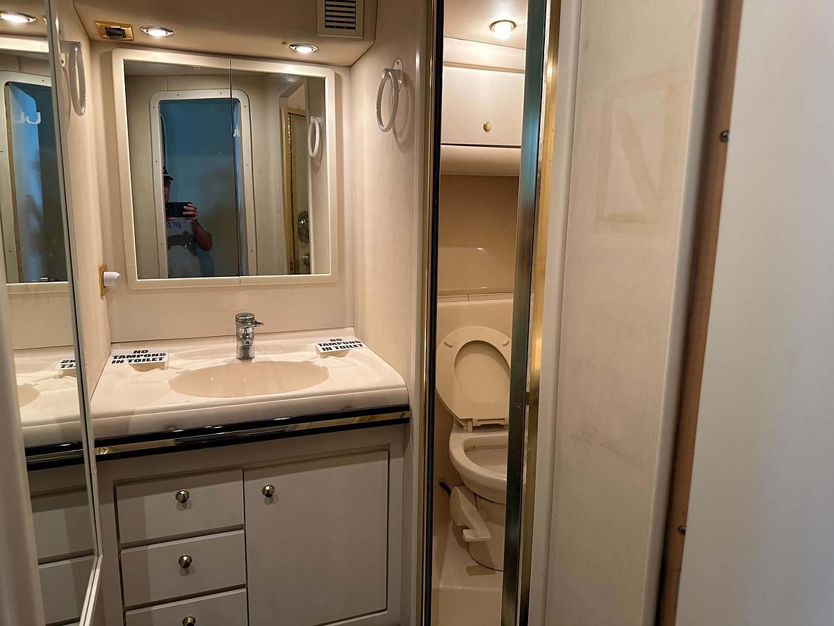Used 1992 Sea Ray 400 Express