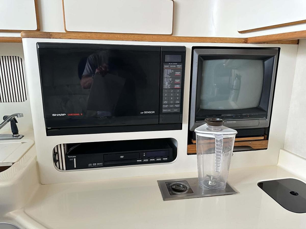 Used 1992 Sea Ray 400 Express