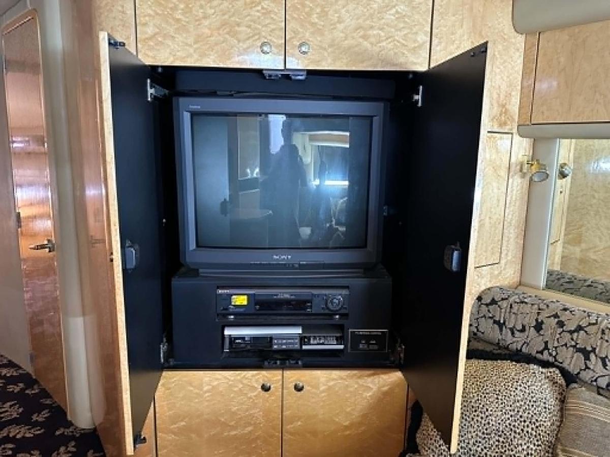 Used 1998 Sea Ray 630 Super Sun Sport